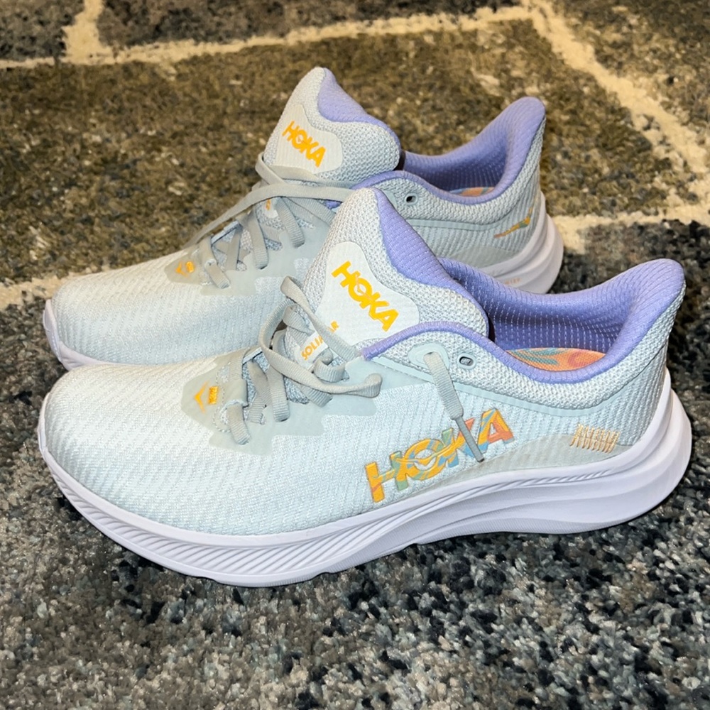 Women’s Hoka Solimar - Ice Flow/Amber Yellow size 8.5 Excellent Condition